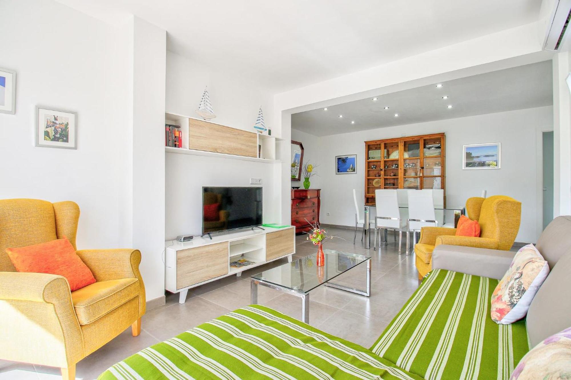 Apartment Assimetric By Rentallorca